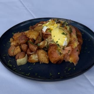 Smoked Salmon Benedict