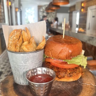 Sweet Potato & Quinoa Burger